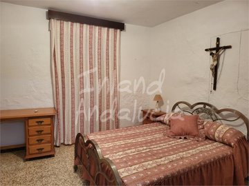 th640310