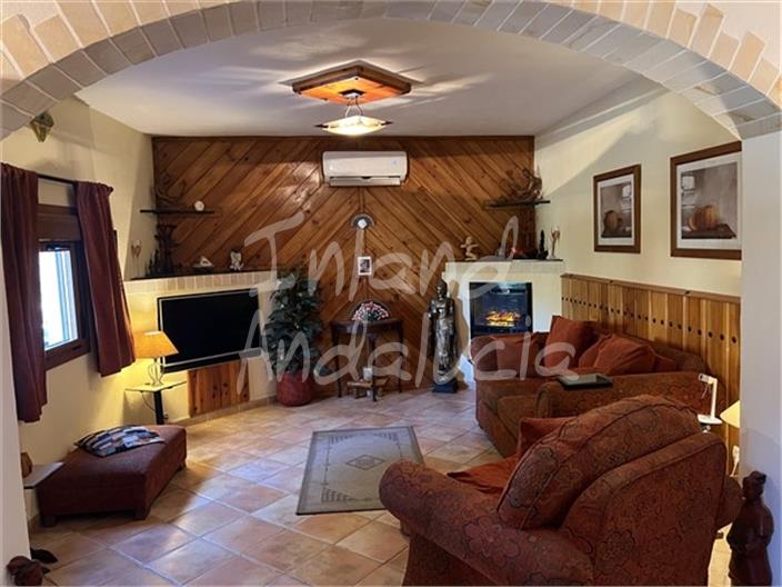Image No.3-4 Bed House for sale