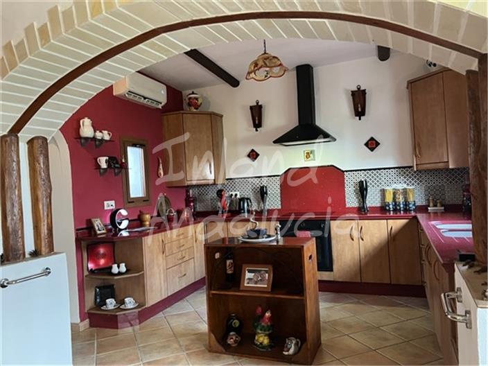 Image No.4-4 Bed House for sale