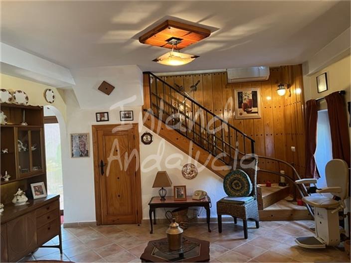 Image No.5-4 Bed House for sale