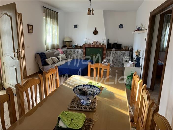 Image No.11-2 Bed House for sale