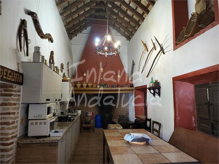 Image No.10-5 Bed Farmhouse for sale