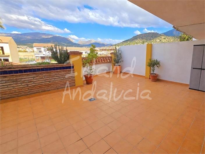 Image No.3-2 Bed Property for sale