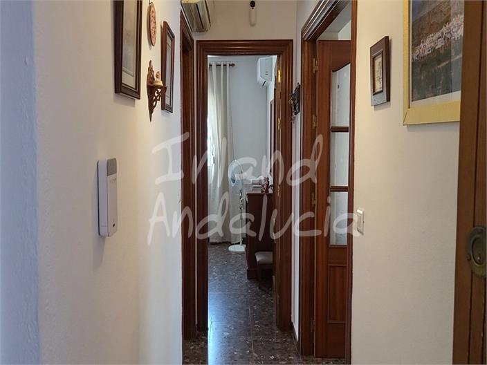 Image No.11-3 Bed Property for sale