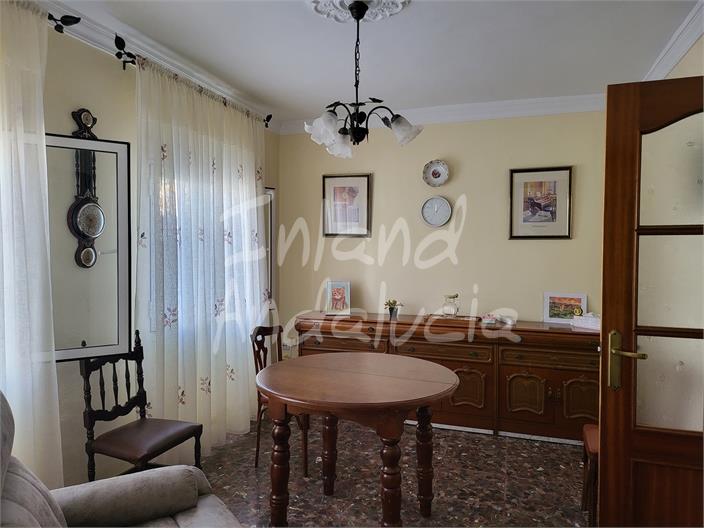 Image No.7-3 Bed Property for sale