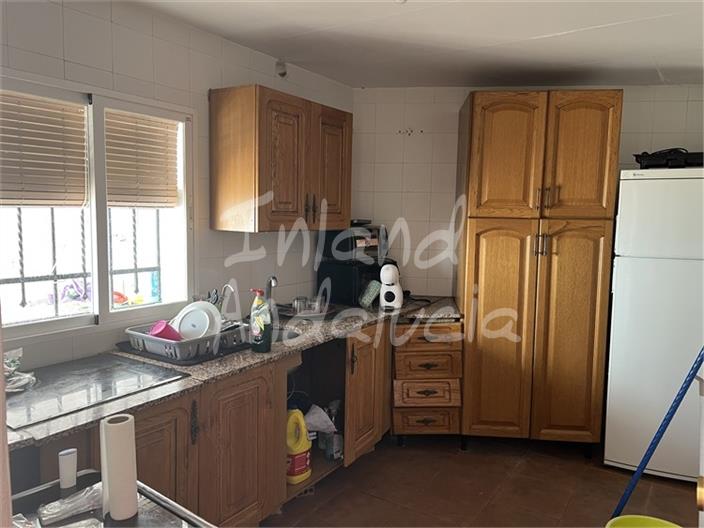 Image No.5-4 Bed House for sale