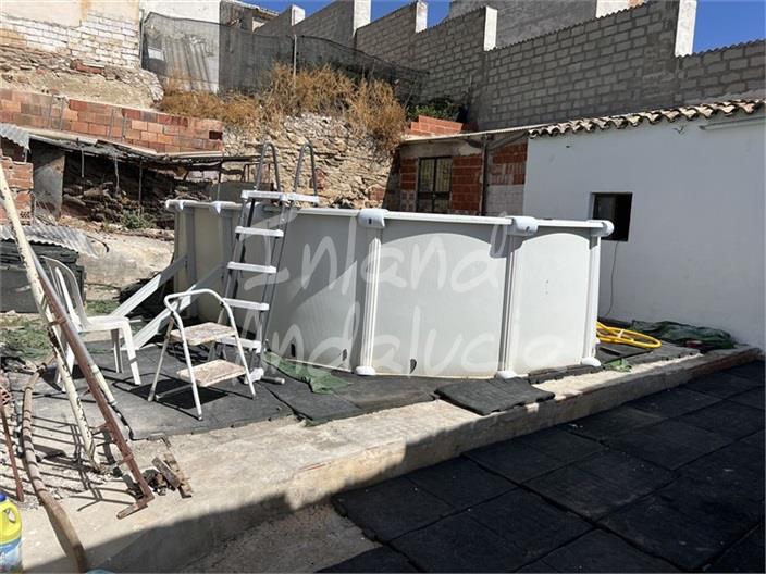 Image No.8-4 Bed House for sale
