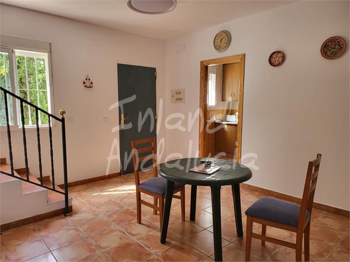 Image No.9-3 Bed House for sale