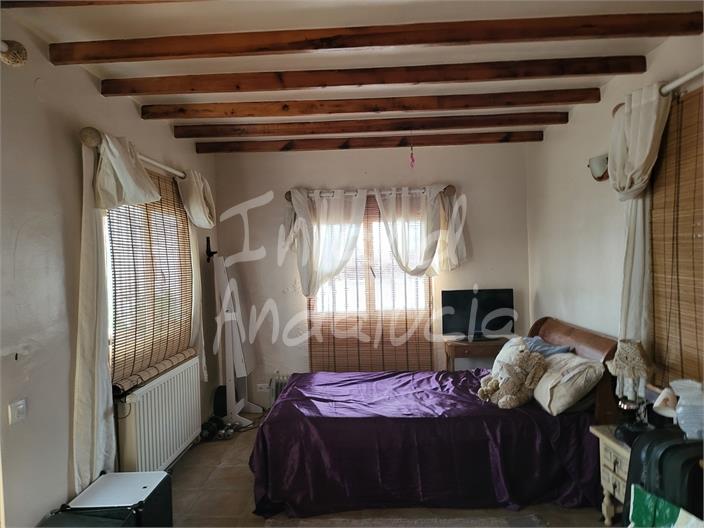 Image No.10-2 Bed Villa for sale
