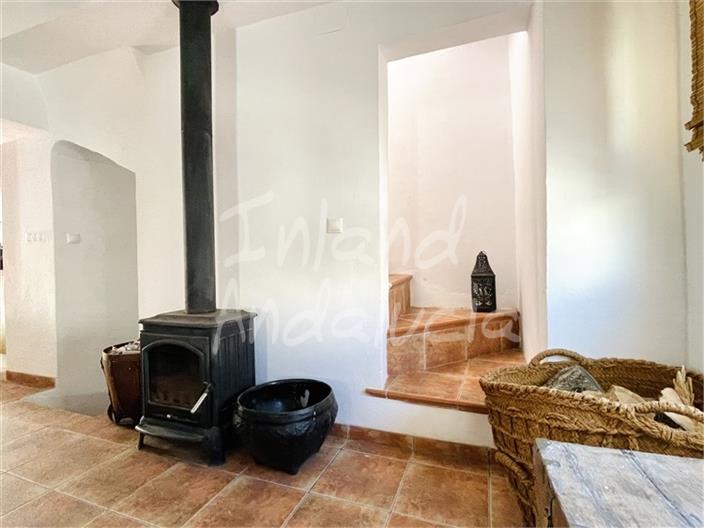 Image No.8-3 Bed House for sale