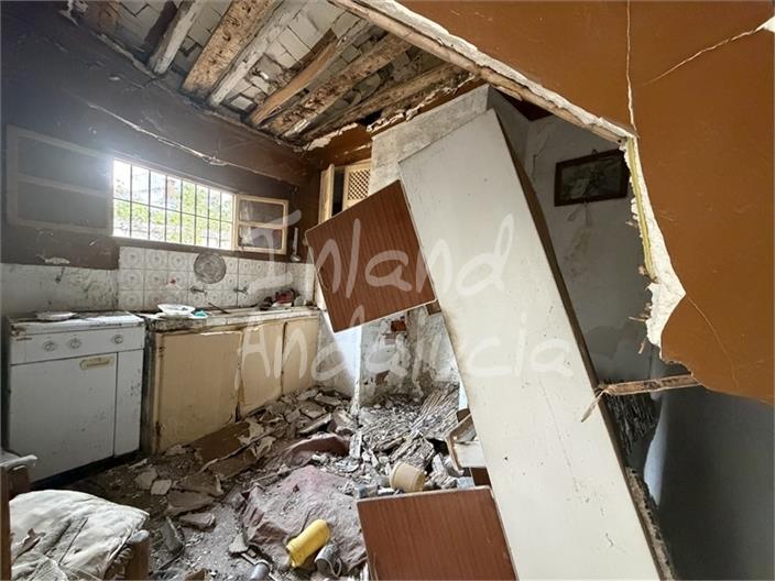 Image No.11-4 Bed House for sale