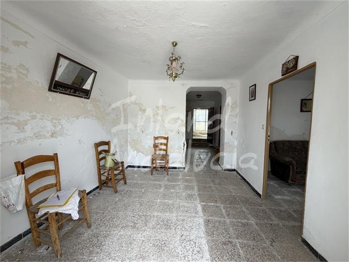 Image No.3-4 Bed House for sale