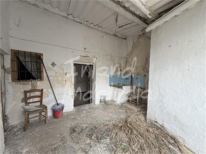 Image No.9-4 Bed House for sale