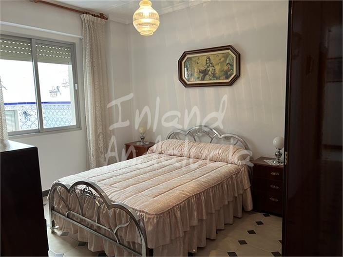 Image No.11-4 Bed Property for sale