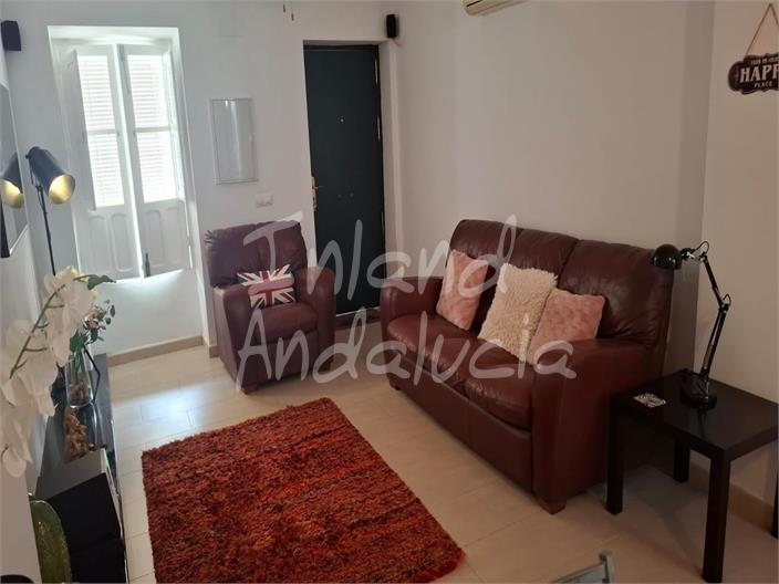 Image No.7-2 Bed House for sale