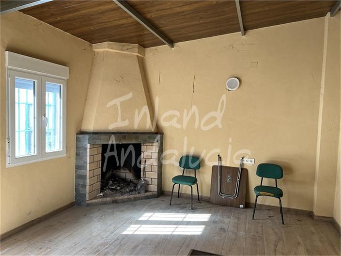 Image No.4-1 Bed House for sale