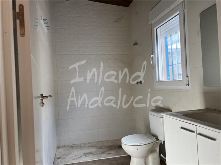 Image No.5-1 Bed House for sale
