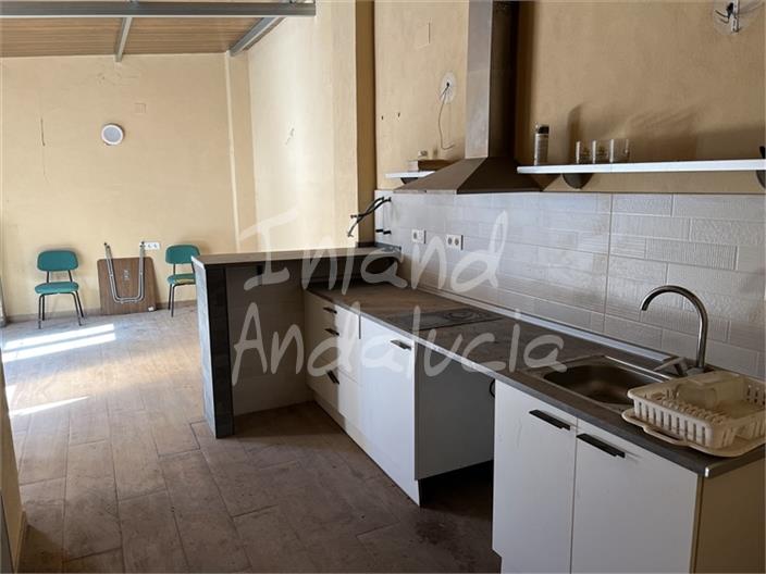 Image No.8-1 Bed House for sale