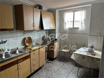 th64472