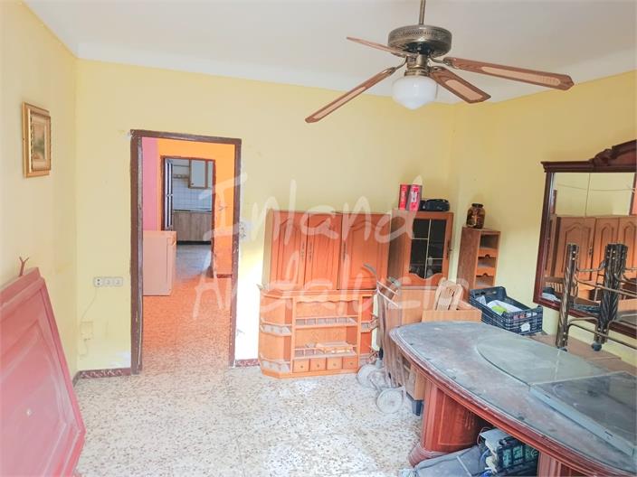Image No.4-3 Bed House for sale
