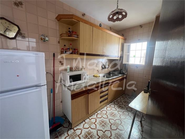 Image No.4-6 Bed House for sale
