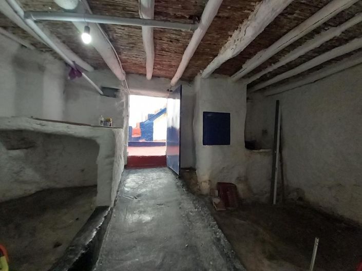 Image No.11-3 Bed Townhouse for sale