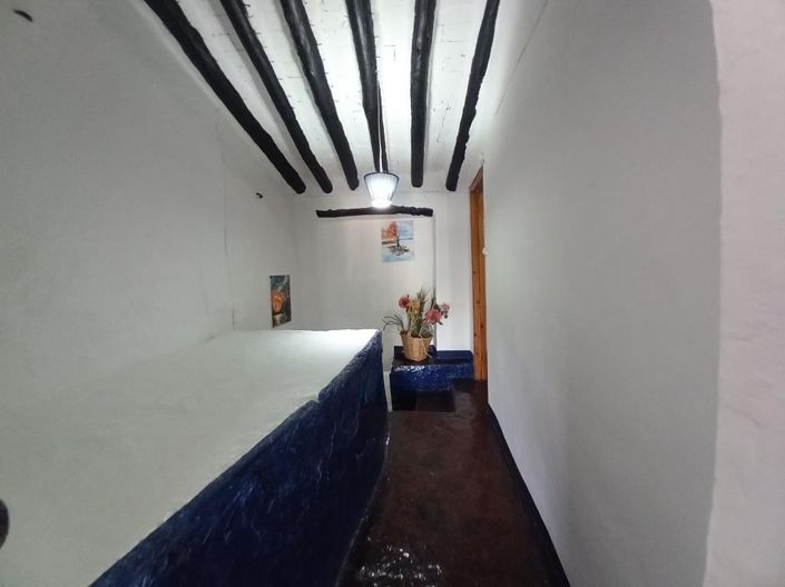 Image No.18-3 Bed Townhouse for sale