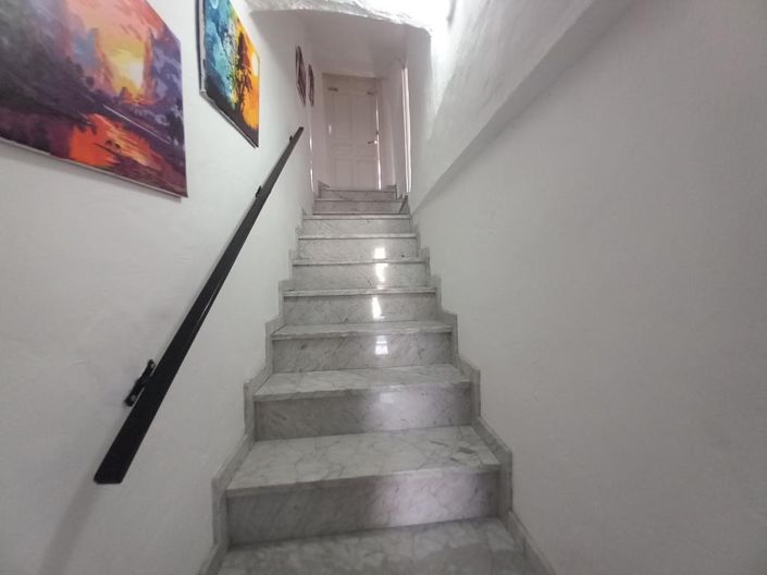 Image No.22-3 Bed Townhouse for sale