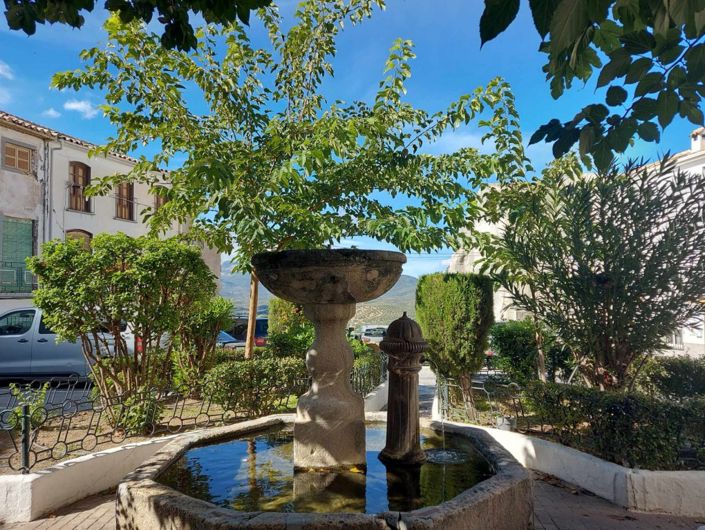 Image No.34-3 Bed Townhouse for sale