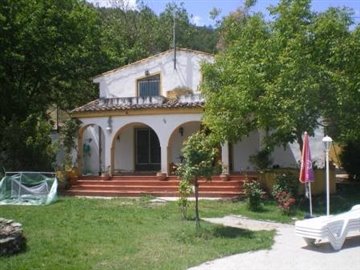 1 - Sabariego, Villa