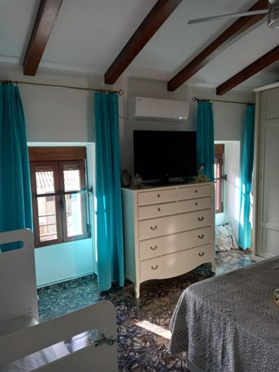 Image No.30-3 Bed Townhouse for sale