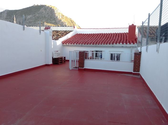 Image No.38-3 Bed Townhouse for sale