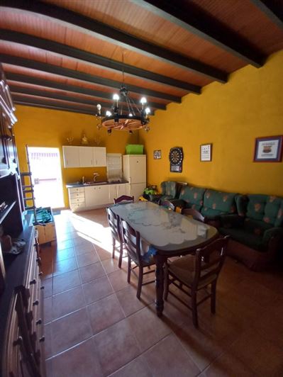 Image No.42-3 Bed Townhouse for sale