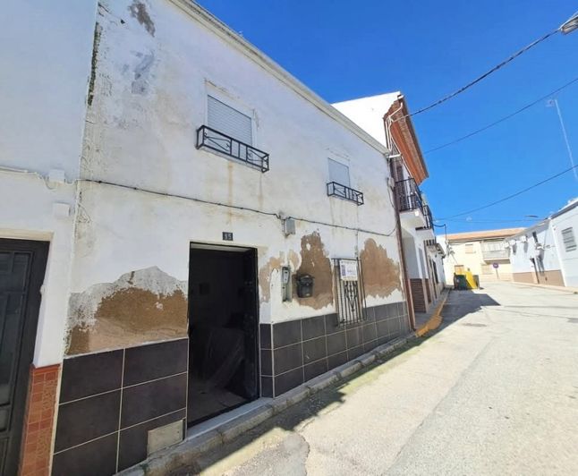 Image No.1-3 Bed Village House for sale