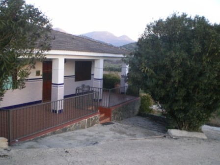 Image No.1-3 Bed Villa for sale