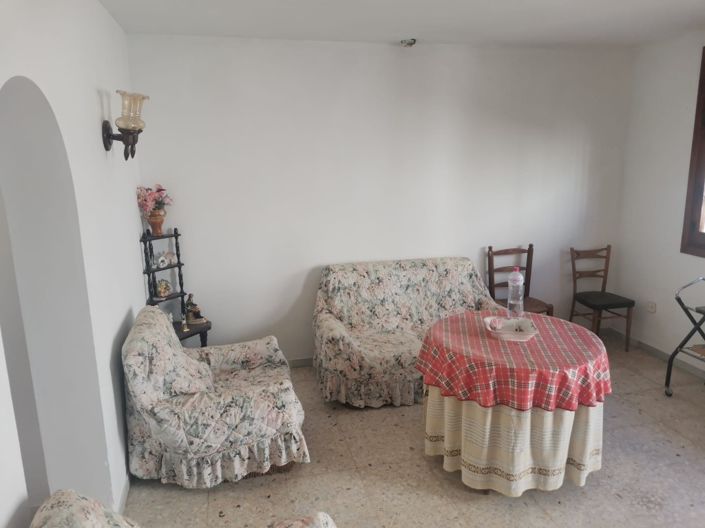 Image No.14-6 Bed Country House for sale