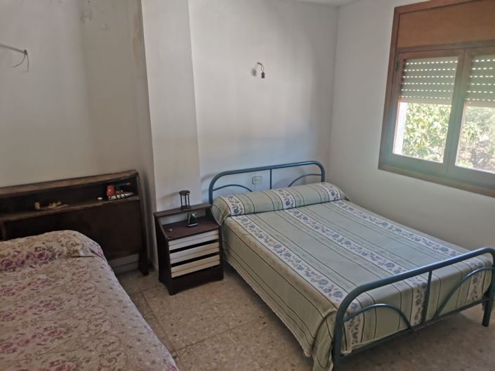 Image No.26-6 Bed Country House for sale