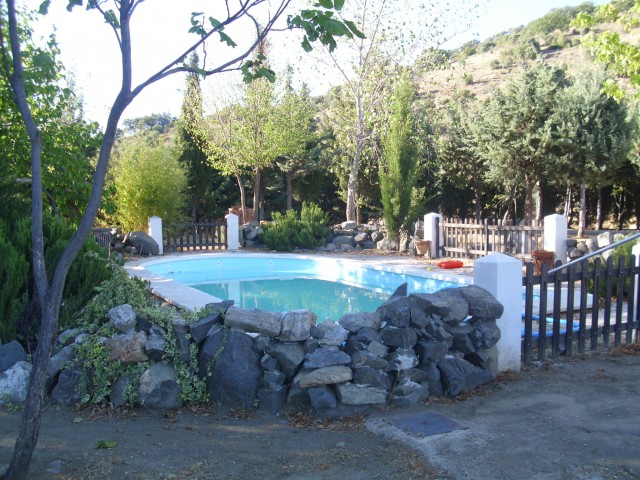 Image No.4-4 Bed Country Property for sale