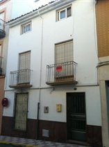 Image No.0-Maison de village de 4 chambres à vendre à Castillo de Locubín