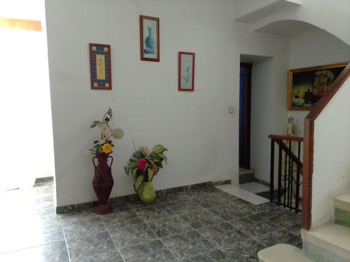 Image No.14-Maison de ville de 8 chambres à vendre à Martos