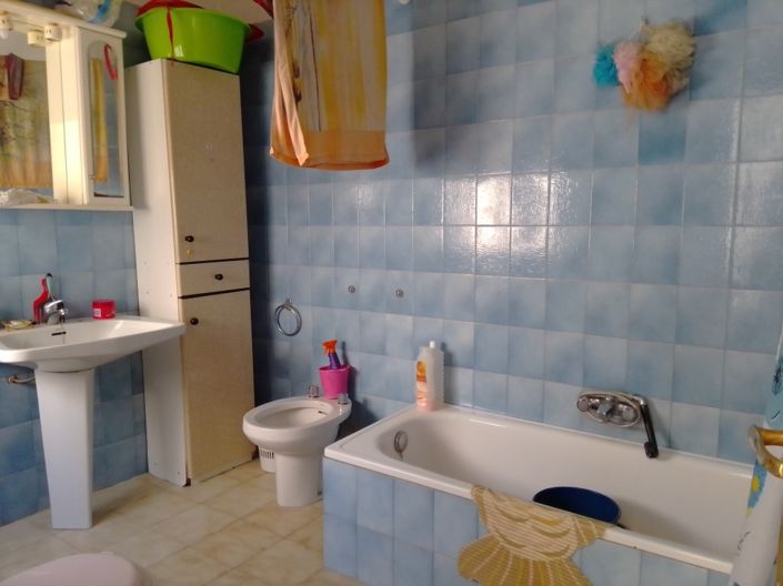 Image No.20-Maison de ville de 8 chambres à vendre à Martos