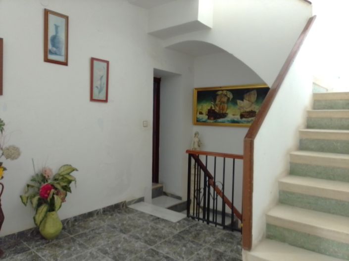 Image No.23-Maison de ville de 8 chambres à vendre à Martos