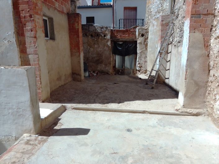 Image No.10-Maison de ville de 8 chambres à vendre à Martos