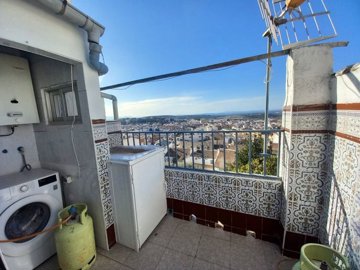 full140973063535574