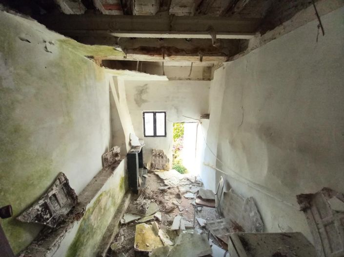 Image No.20-2 Bed Townhouse for sale