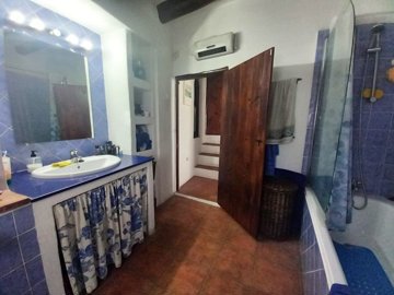 full144070664260224