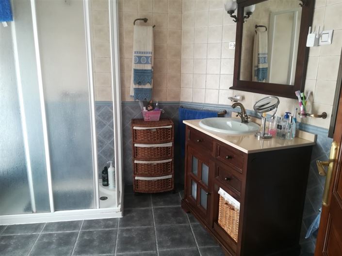 Image No.13-5 Bed Townhouse for sale