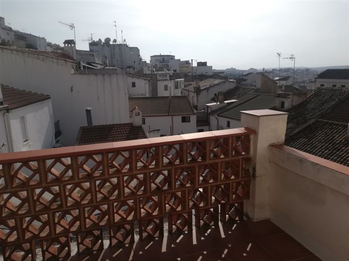 Image No.10-5 Bed Townhouse for sale