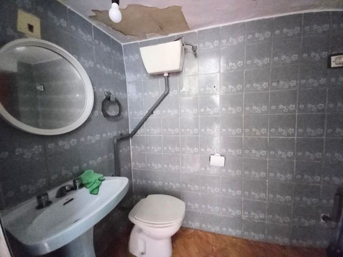 Image No.14-4 Bed Townhouse for sale