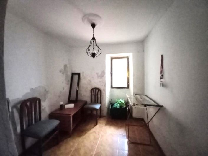 Image No.25-4 Bed Townhouse for sale